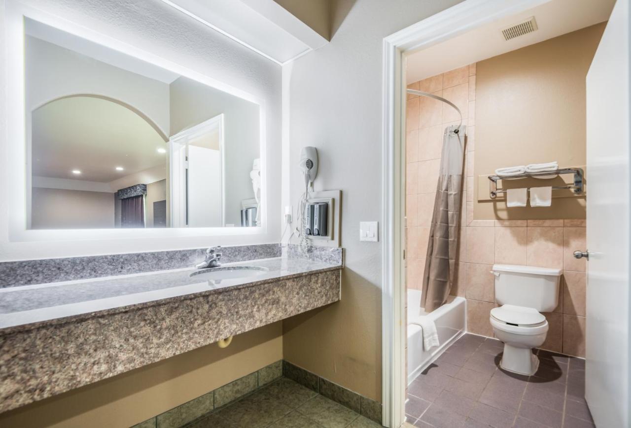 Scottish Inns & Suites Iah Airport-Beltway 8 Aldine Экстерьер фото
