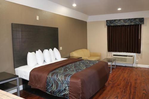 Scottish Inns & Suites Iah Airport-Beltway 8 Aldine Экстерьер фото